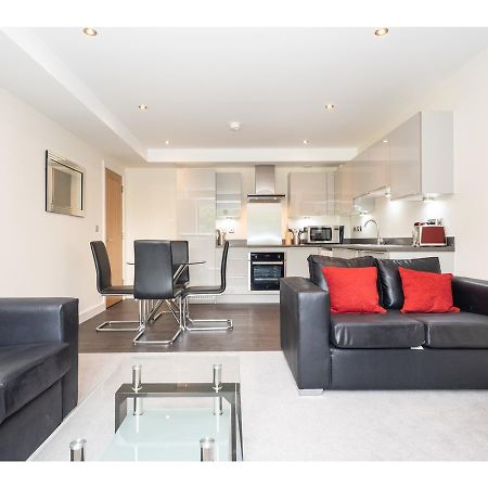 Stylish Flat Near The City Centre - Pass The Keys York Exteriör bild