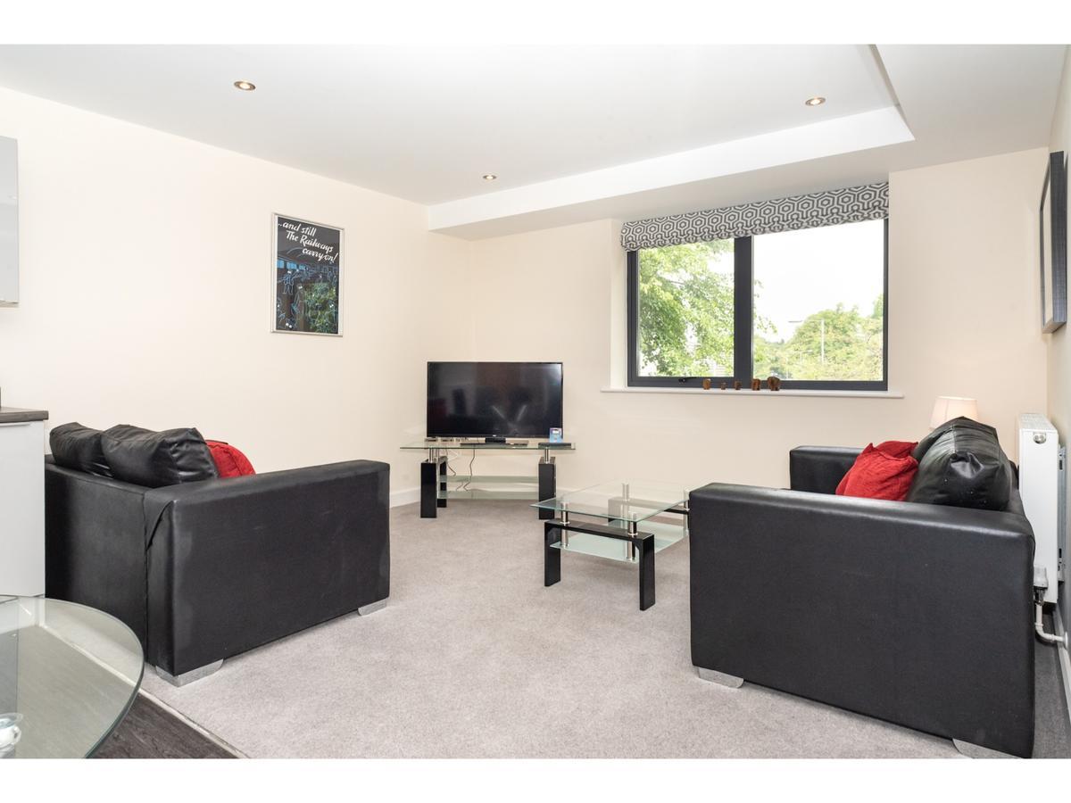 Stylish Flat Near The City Centre - Pass The Keys York Exteriör bild