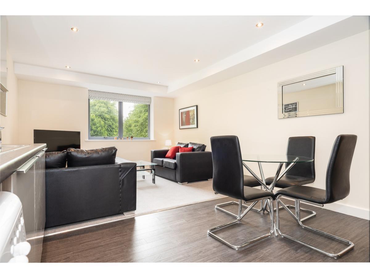 Stylish Flat Near The City Centre - Pass The Keys York Exteriör bild